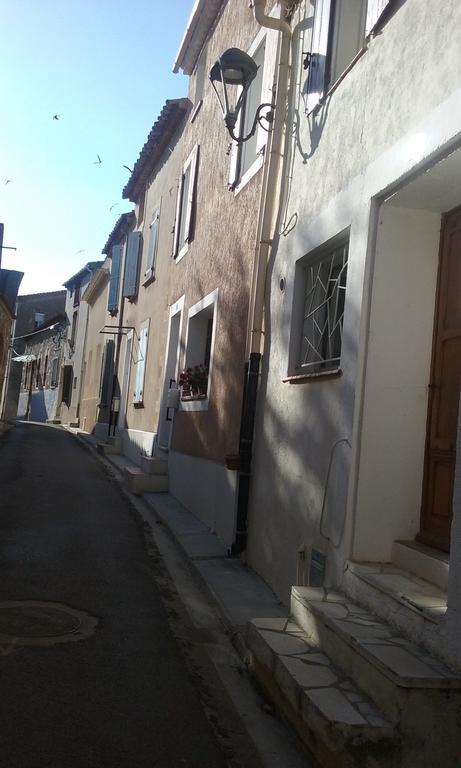 Le Gite Des Remparts Villa Ginestas Exterior foto